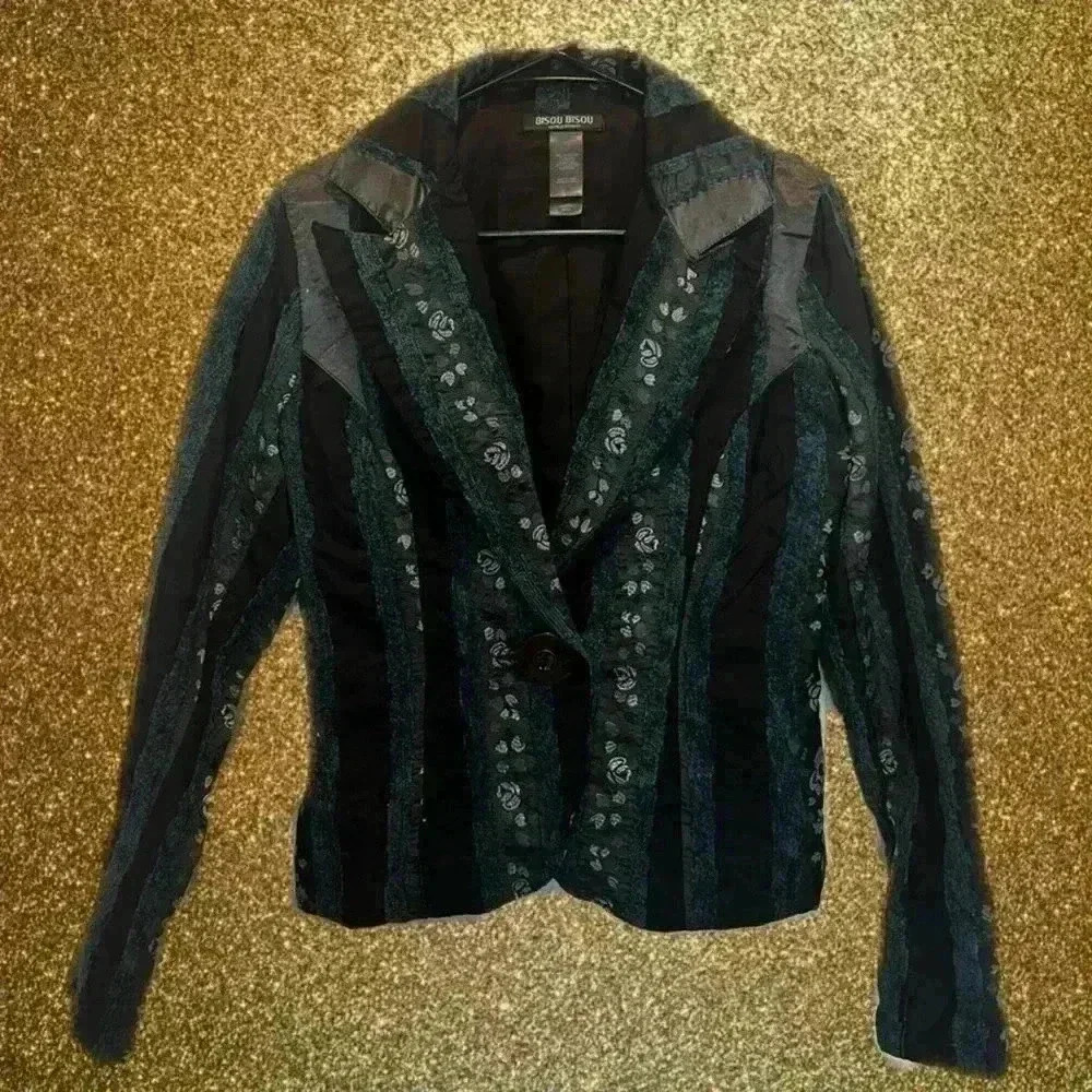 Bisou Bisou Patchwork Button Front Whimsy Goth Of… - image 1